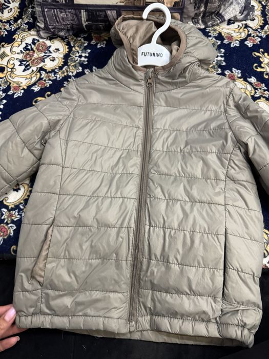 Куртка на девочку можно на мальчика