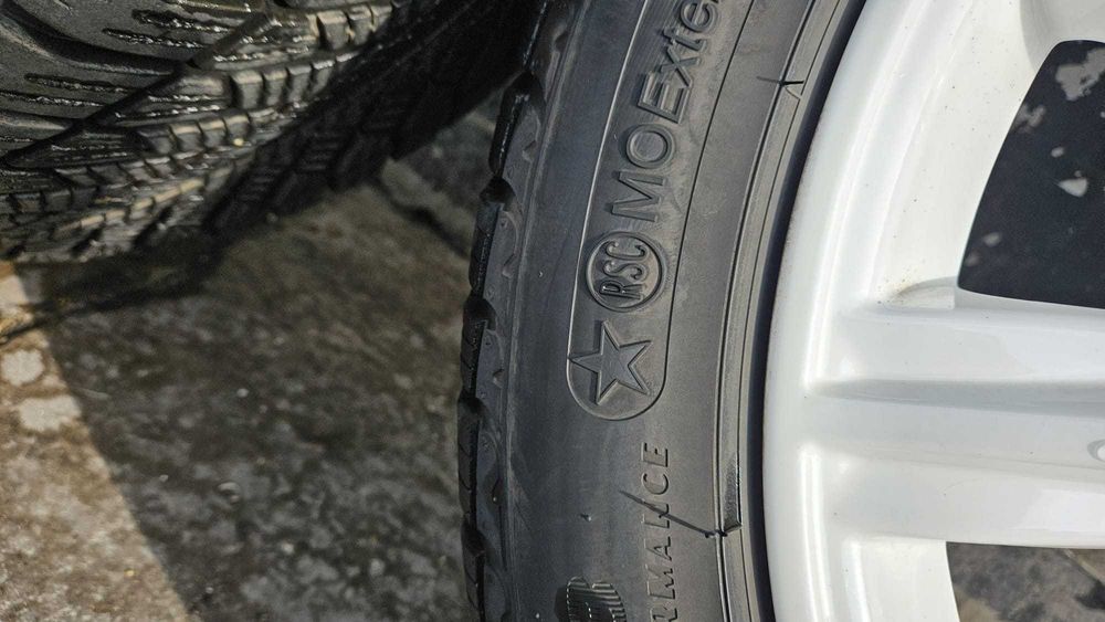 Roti 245/45/18 complete iarna originale BMW seria 5/G30/2018