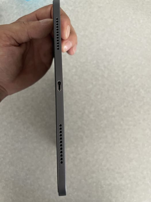 Продаю Ipad air 5 M1