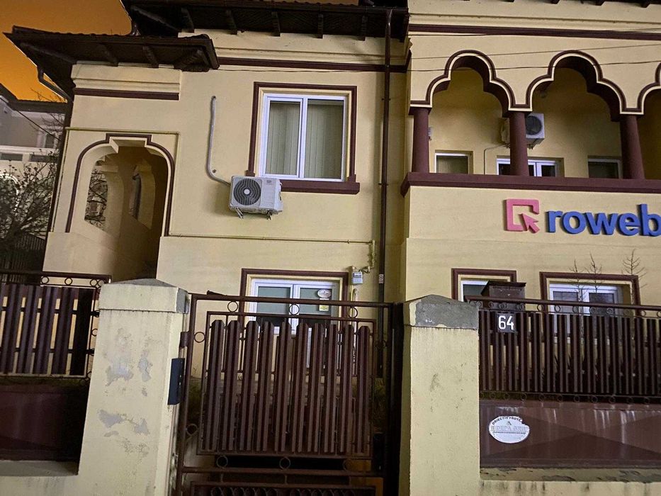 Inchiriez casa str.Trivale