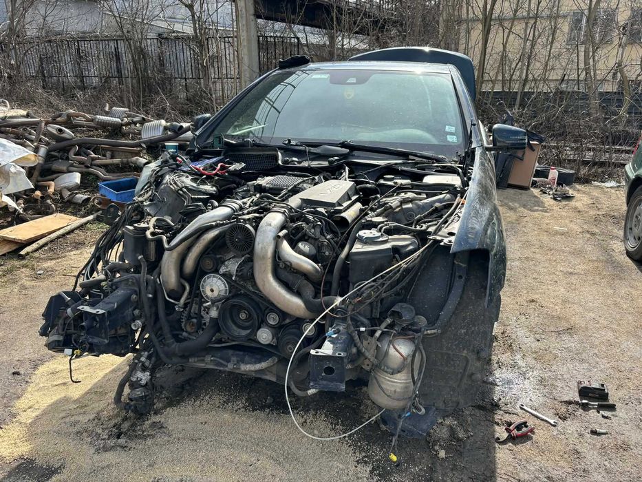 Mercedes S500 W211 Face на части