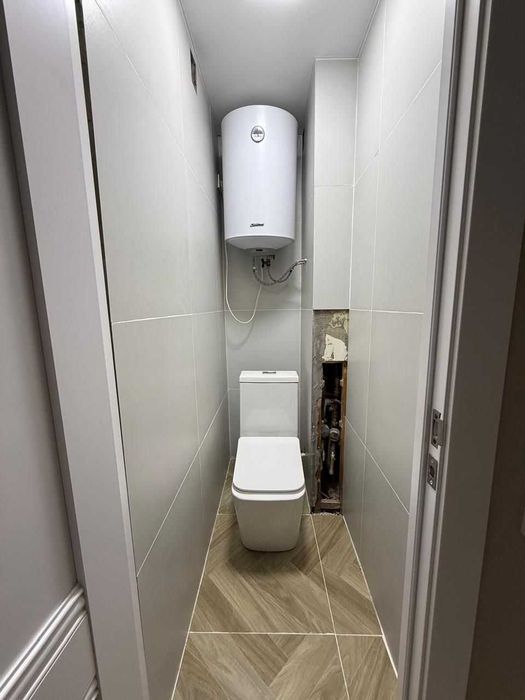 Продается евро 3 комн кв. А-хана,18