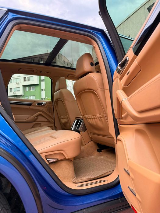 Porsche Cayenne 3.0d // 2013 // Avariat Lovit /  Panoramic / Suspensie