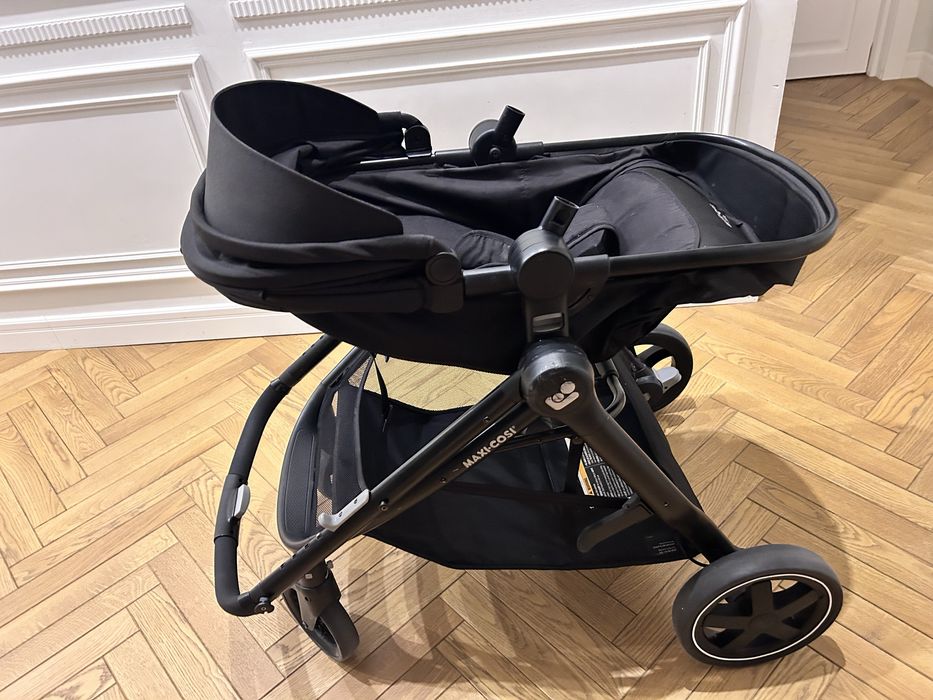 Коляска Maxi cosi
