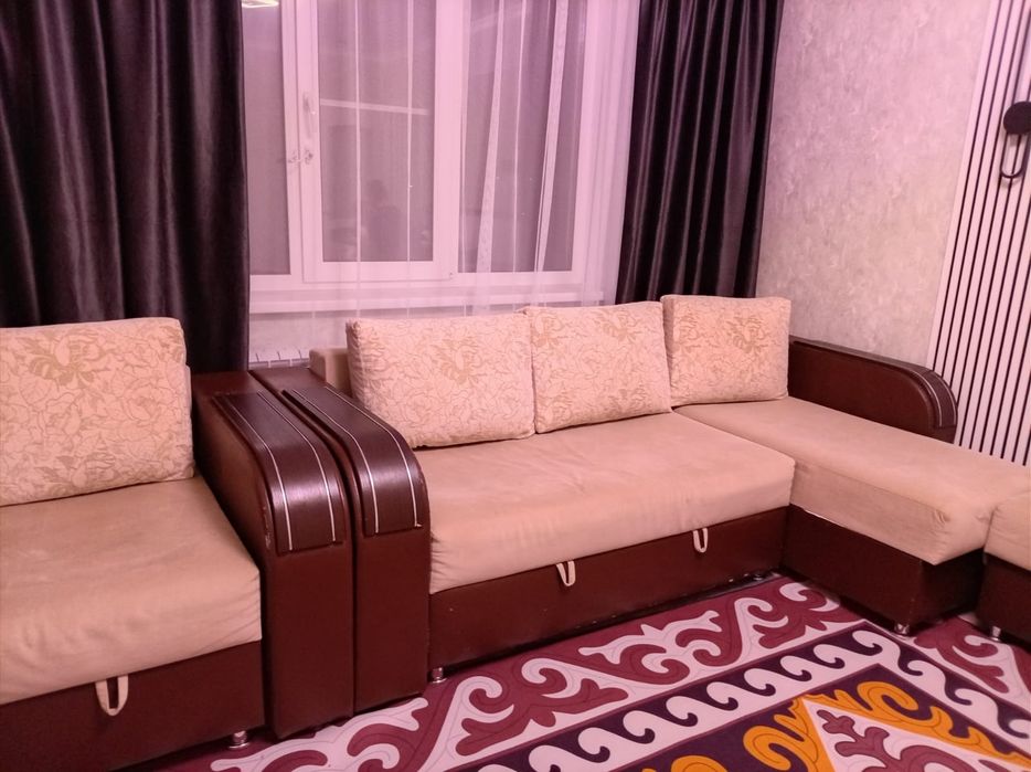 Продам диван срочно
