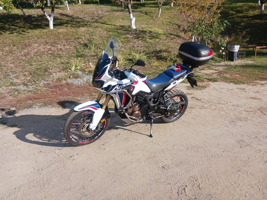 Motocicleta Honda AfricaTwin 1000 DTC  automat