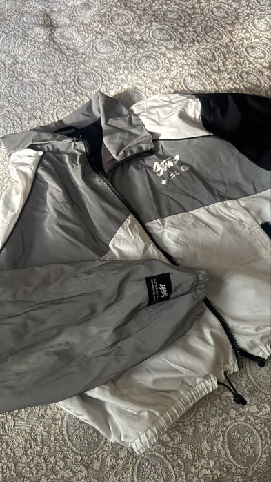 Ветровка  Pull and Bear