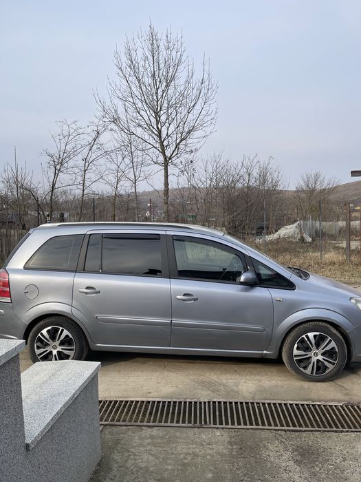 Autoturism OpelZafiraB