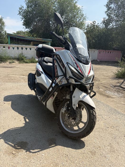 Продам Мопед M max