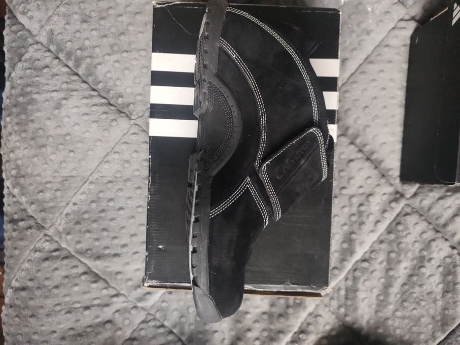 Мъжки обувки adidas