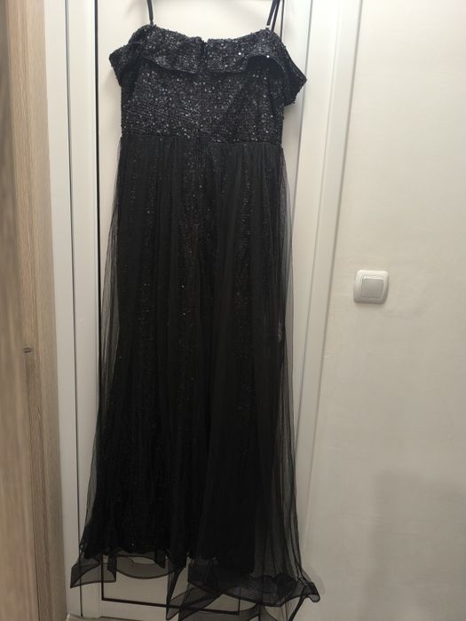 Официална рокля с пайети