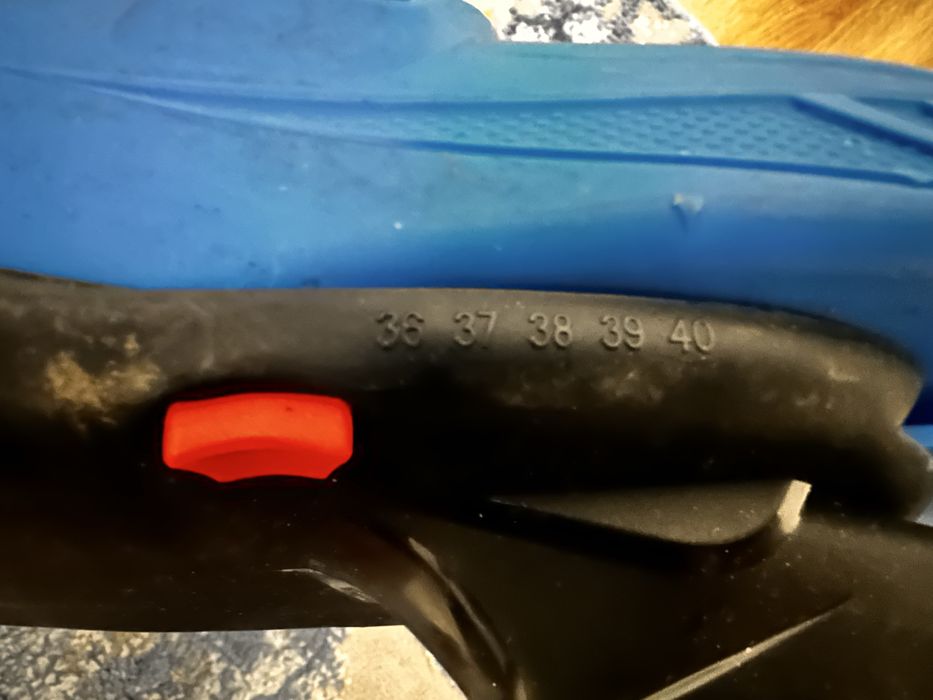 Продам оригинальные коньки fila