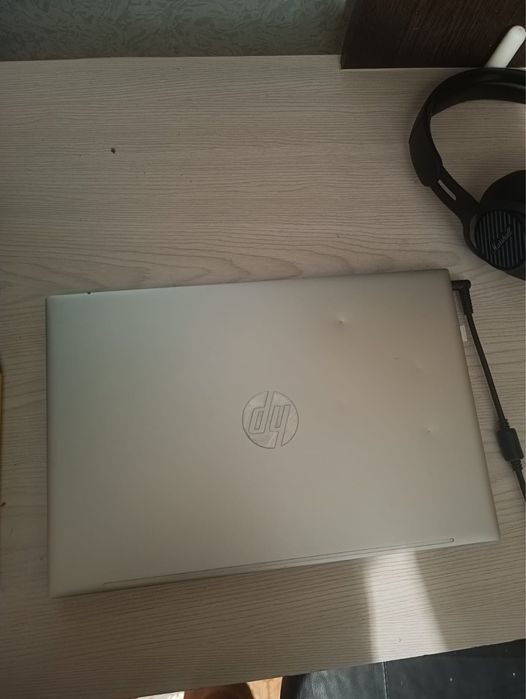 Продам ноутбук б/у HP