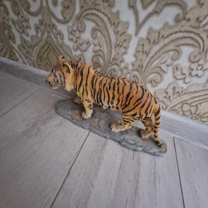 декор статуетки сувенирные