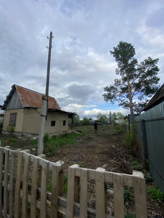 Поодам дачный учасок