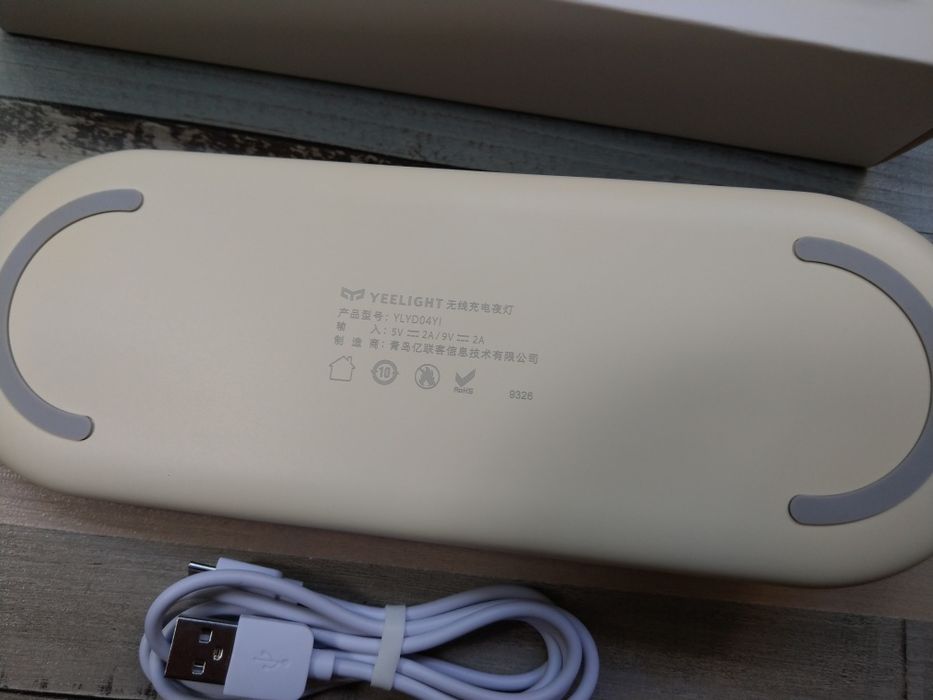 Yeelight YLYD04YI încărcător wireless lampă de birou