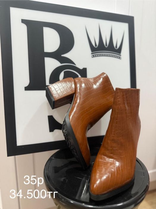 Продам обувь, кроссовки, ботинки, туфли