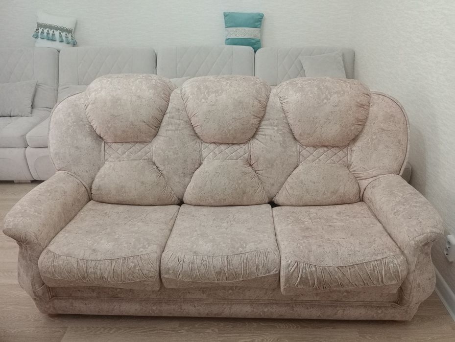 Мягкая мебель в гостиную