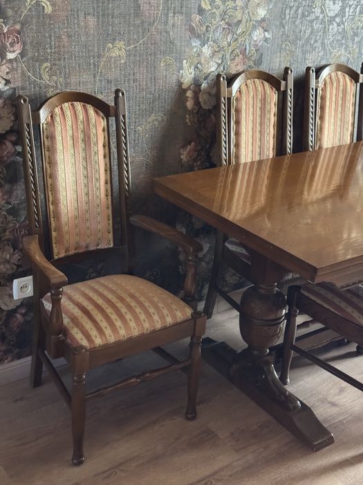 Гостиная мебель.