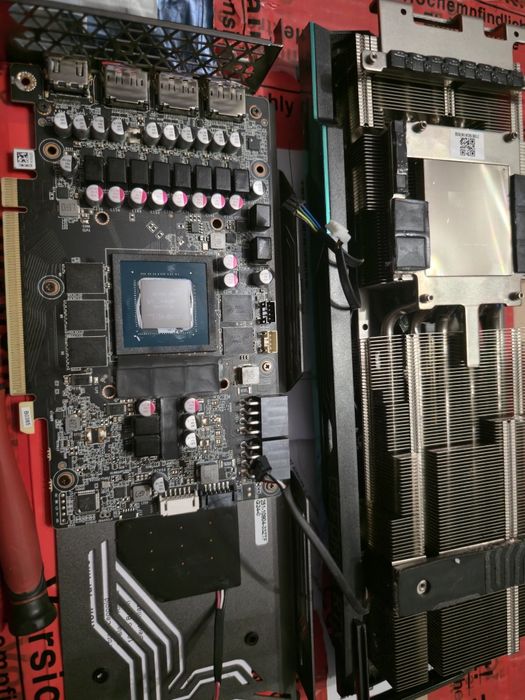 Zotac AMP Halo Geforce RTX 3070 ti... Nvidia