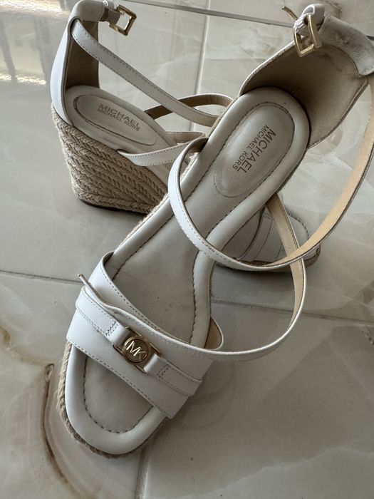Сандали на платформа Michael Kors