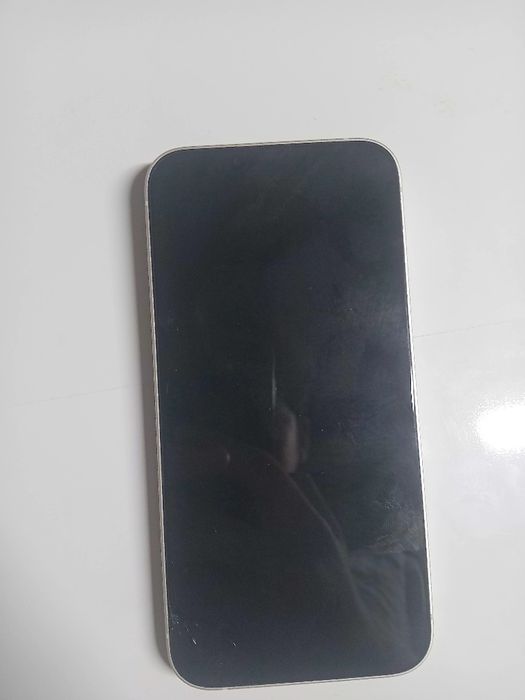 Айфон 14 заблокировали аиклауыт