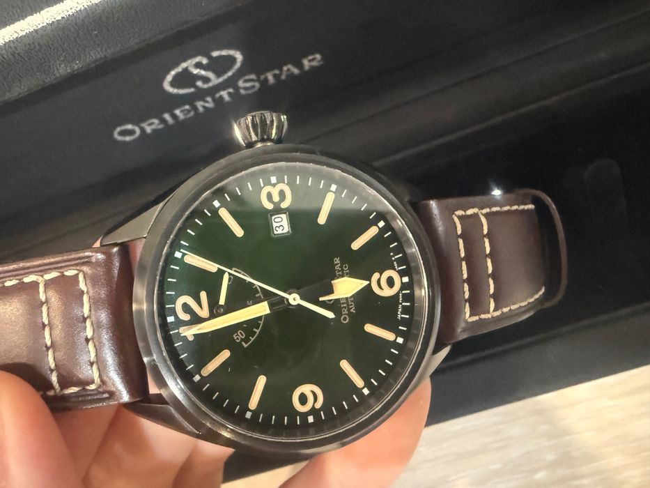 Механические ORIENT RE-AU0201E00B сталь