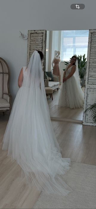 Rochie de mireasa din dantela cu trena detasabila/ DIVINE Atelier/ M