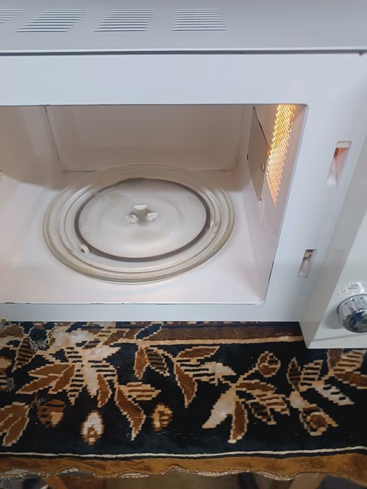 Продам микроволновку рабочую