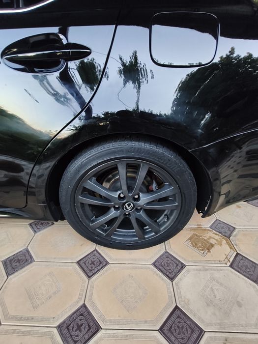 Шины Bridgestone 225/45/18