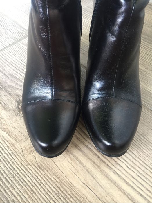 Продам кожаные сапожки