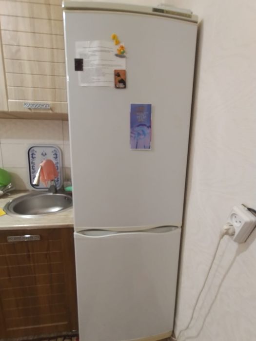 Продам холодильник