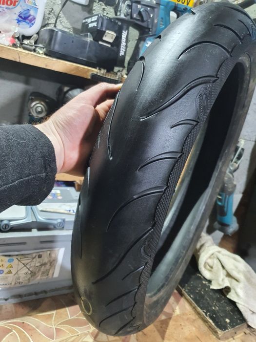 Avon cobra chrome 120 70 19 dot 2021