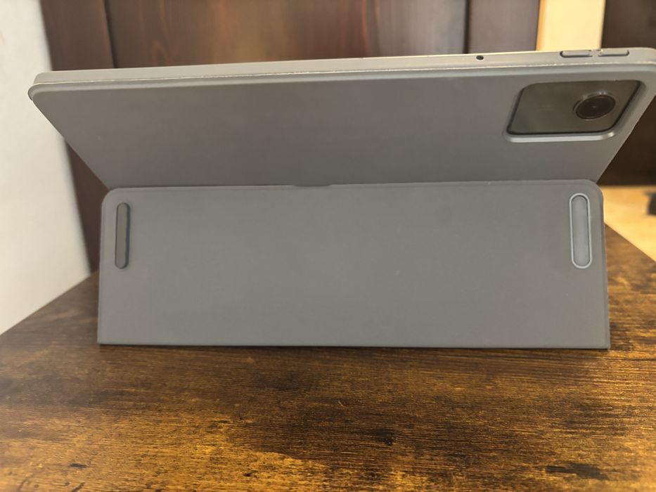 Таблет Lenovo Tab M11 + писалка + калъф