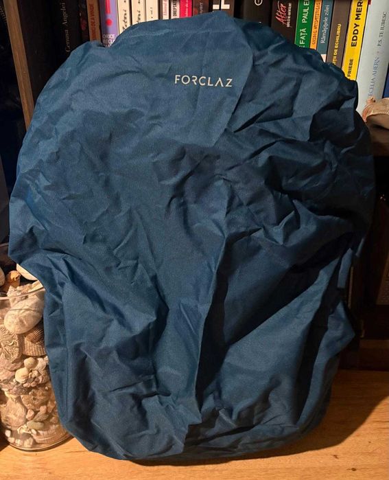 Rucsac Drumetie / Munte - Forclaz Travel 500 – 50L – Gri/Bej - NOU