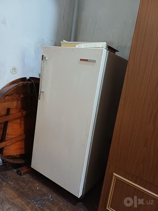 Продам б/у мебель, кровати, холодильник ОРСК