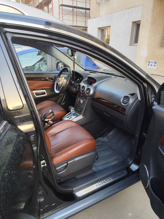 Vând Opel antara