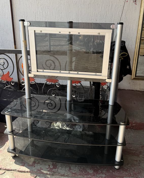 Подставка под телевизор