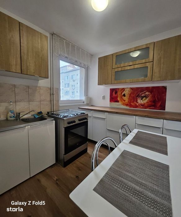 Apartament 2 camere de închiriat – Bdul Dacia, Oradea (zona Profi)