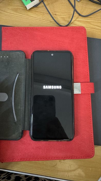 Продам Samsung Galaxy  A 51