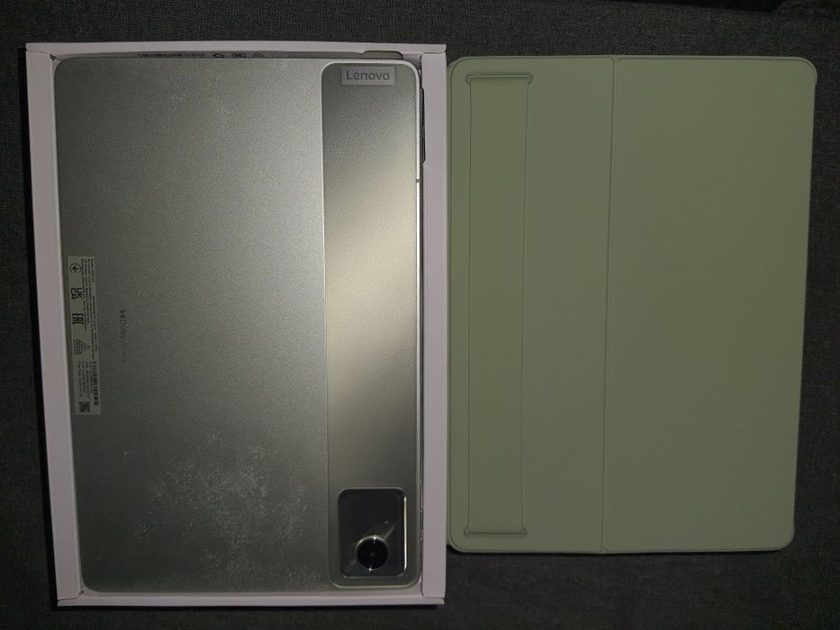 Vand tableta Lenovo Tab M11,128G/8G ram,cu sim 4G LTE