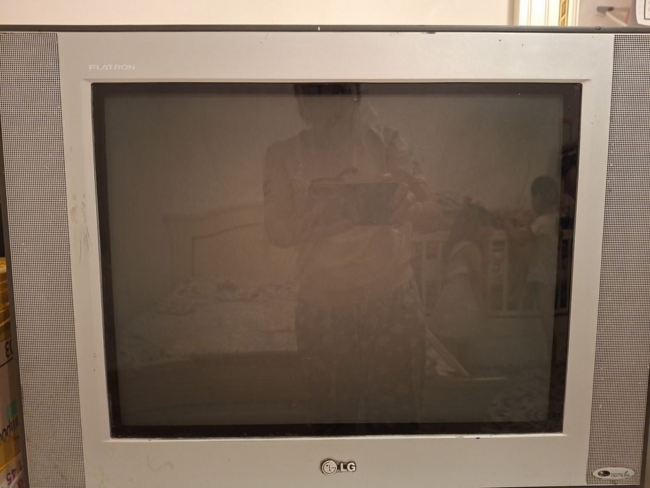 ТелевизорLGPlatron