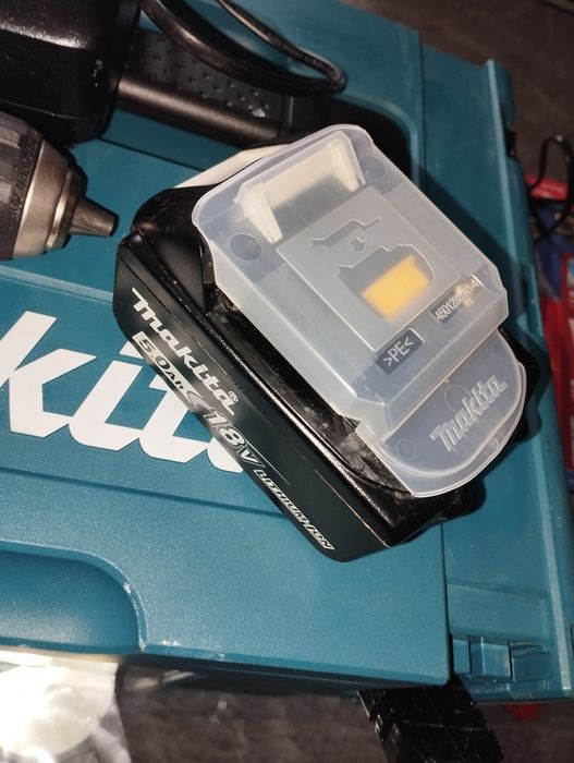 Чисто нов винтоверт на макита