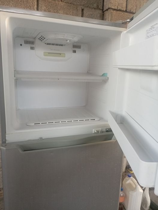 Холодильник 80000