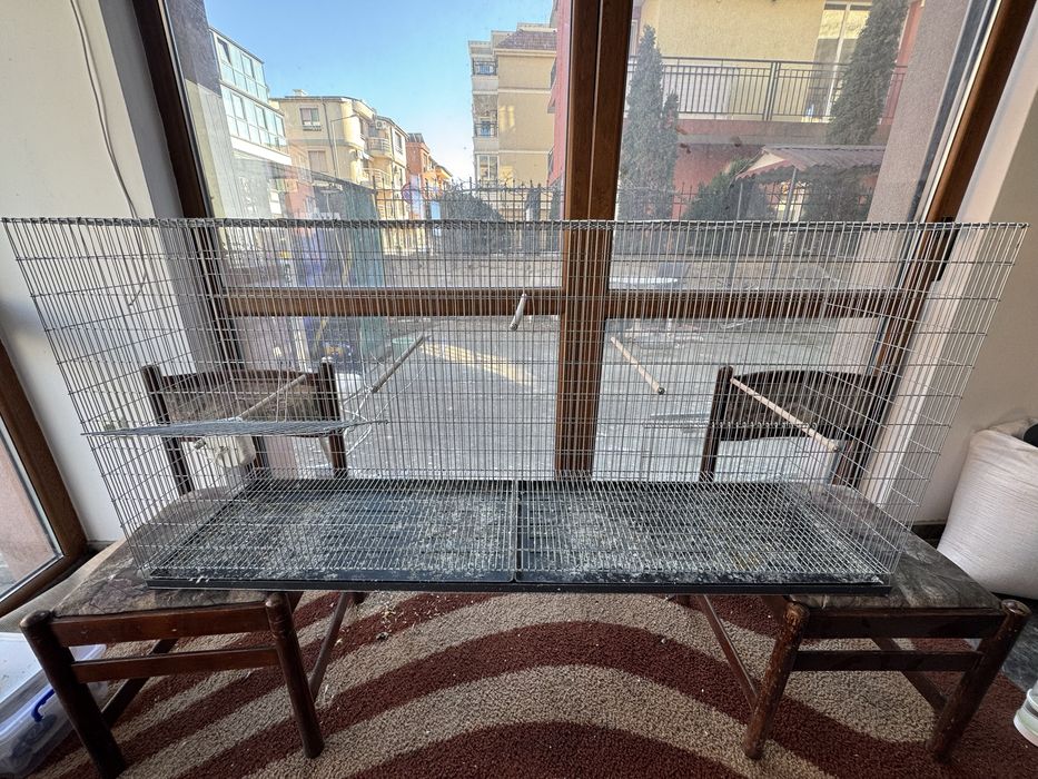 Продавам 3 бр клетки за птици