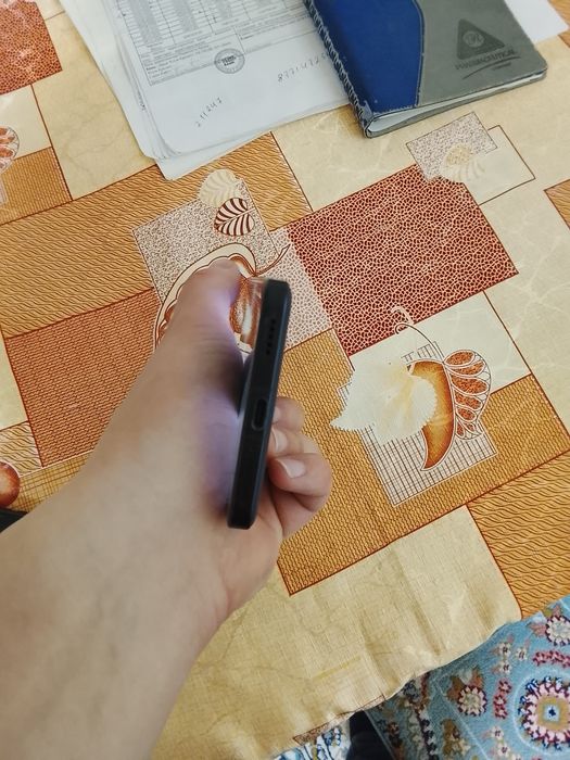 Продам xiaomi 14 T pro 528 gb