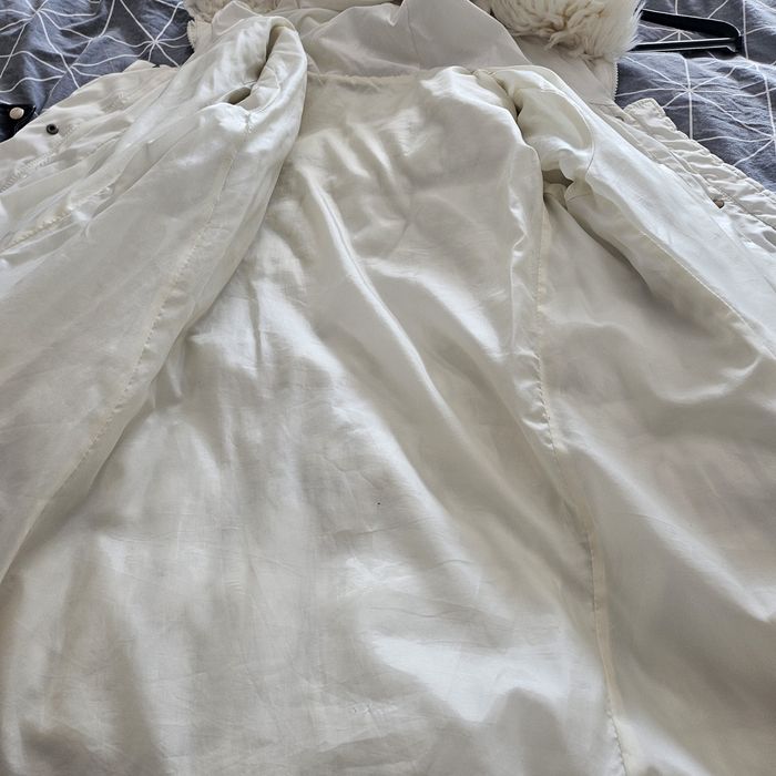 Дълго яке топло за зимата.