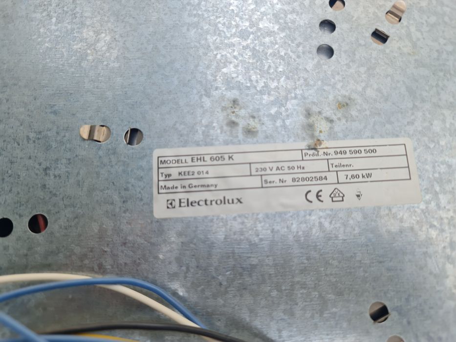 Стъклокерамичен плот за вграждане към печка Electrolux