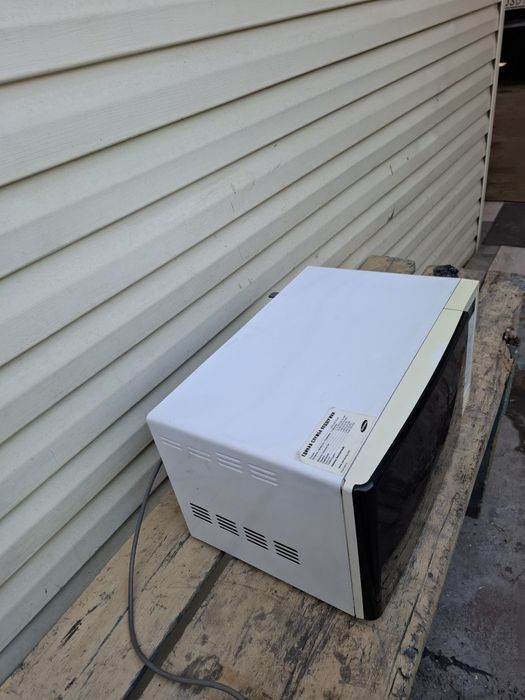 Микроволновая печь