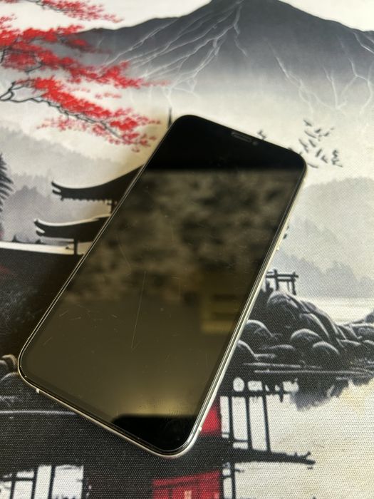 Айфон/iPhone 11 pro 256 гб